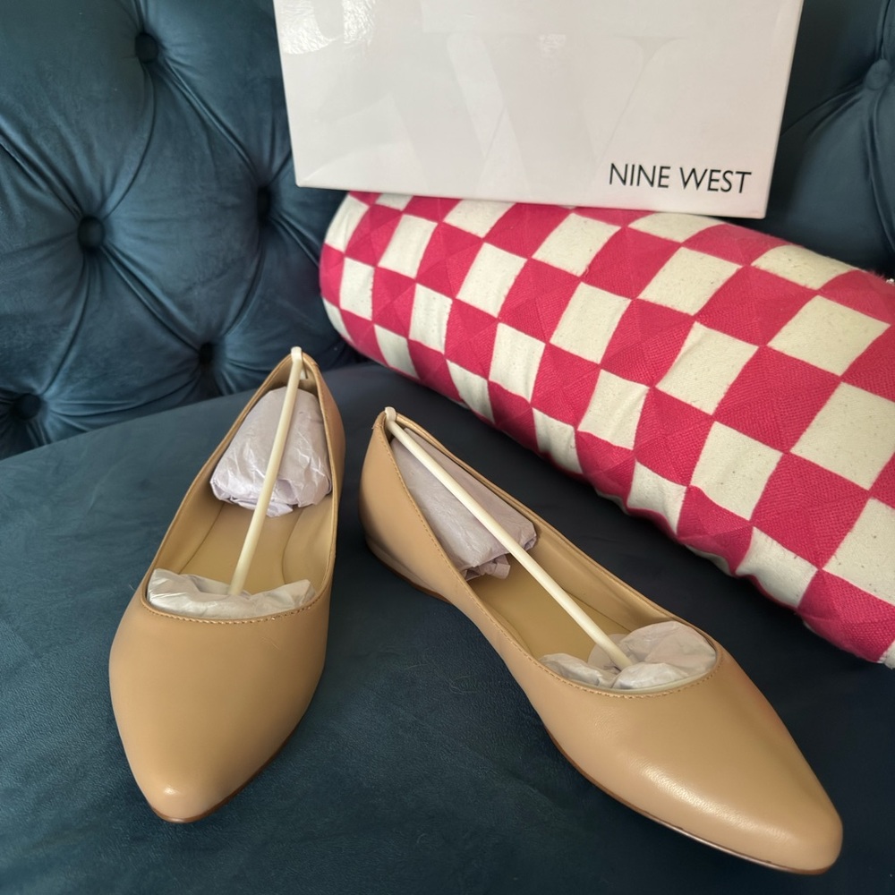 Nine West Speakup Ballet Flats - Beige Leather - Size 10.5